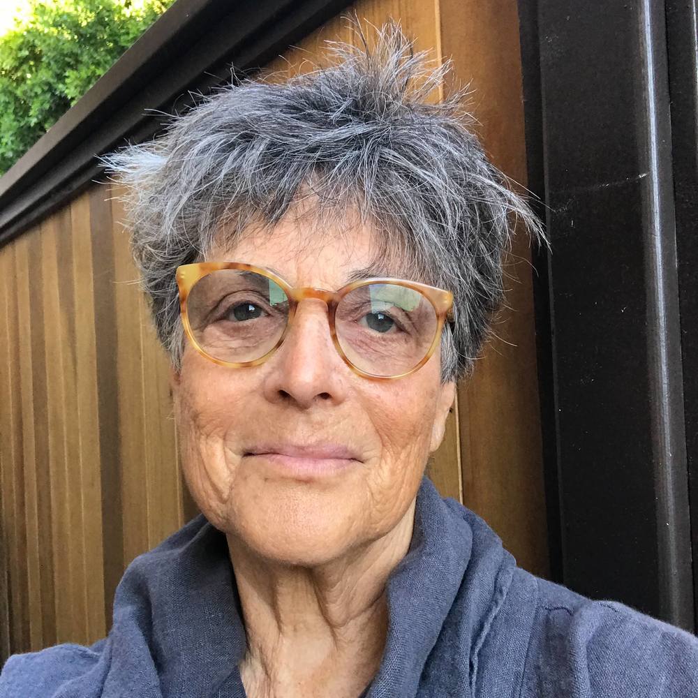 Meet your Posher, Joan